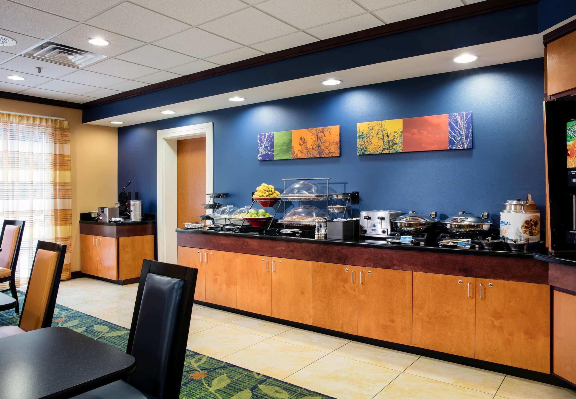 Fairfield Inn And Suites By Marriott Lakeland פלאנט סיטי מראה חיצוני תמונה