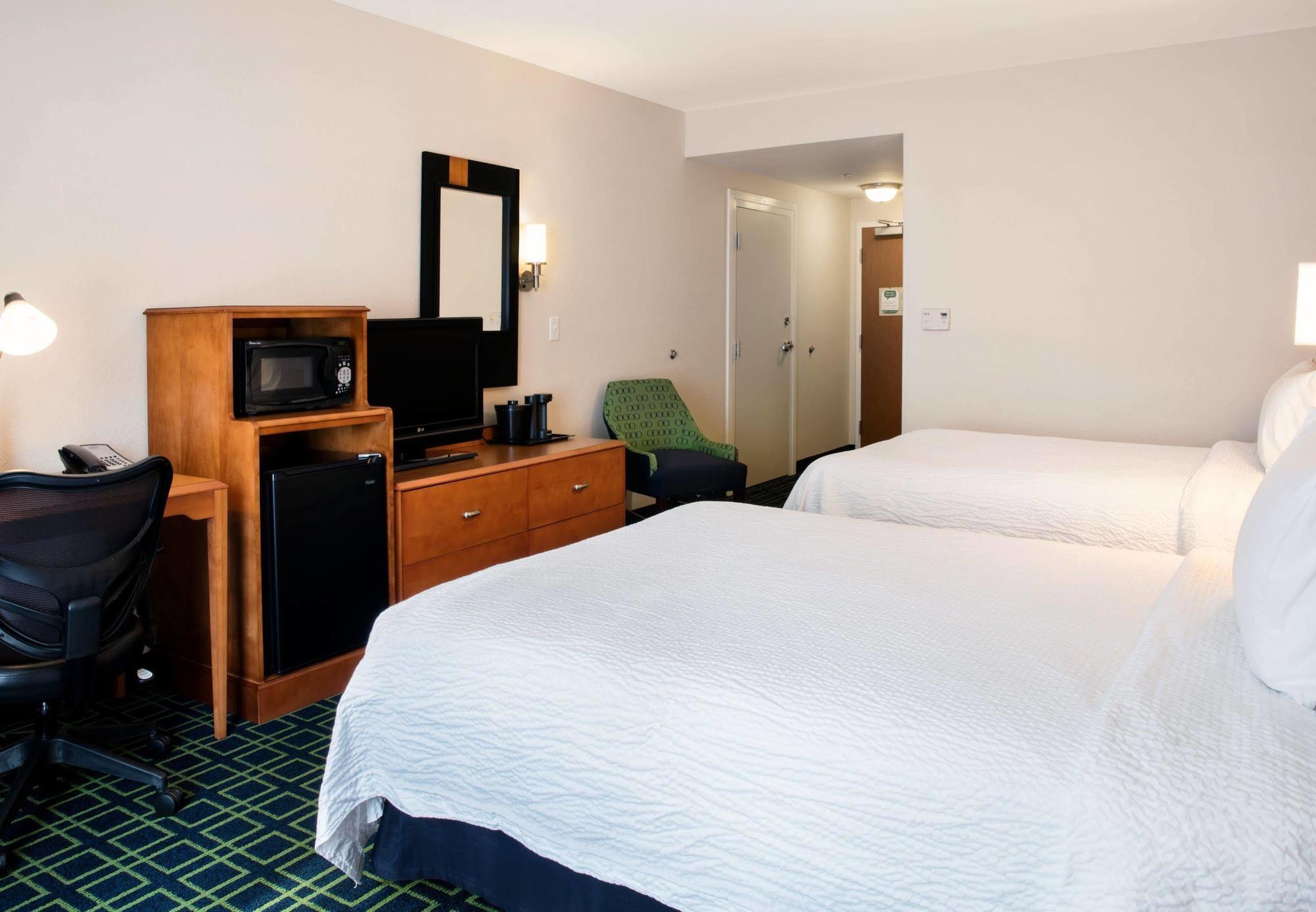 Fairfield Inn And Suites By Marriott Lakeland פלאנט סיטי מראה חיצוני תמונה