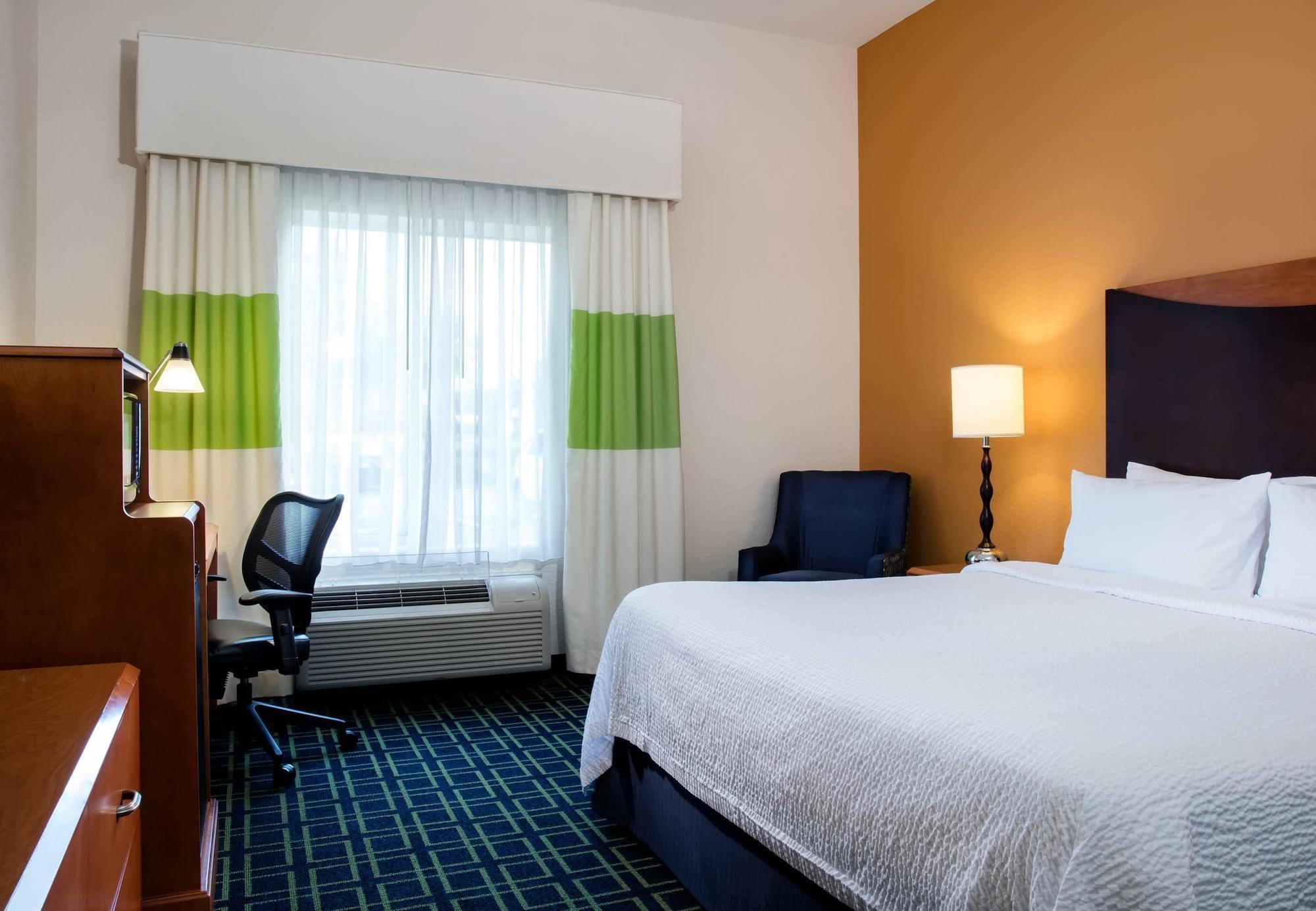 Fairfield Inn And Suites By Marriott Lakeland פלאנט סיטי מראה חיצוני תמונה