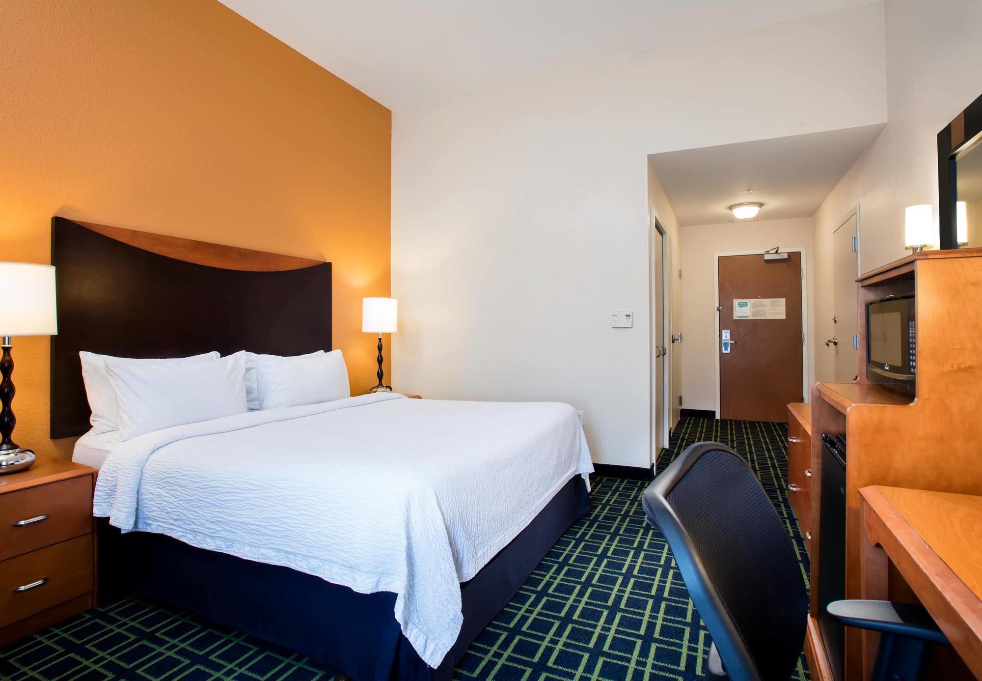 Fairfield Inn And Suites By Marriott Lakeland פלאנט סיטי מראה חיצוני תמונה