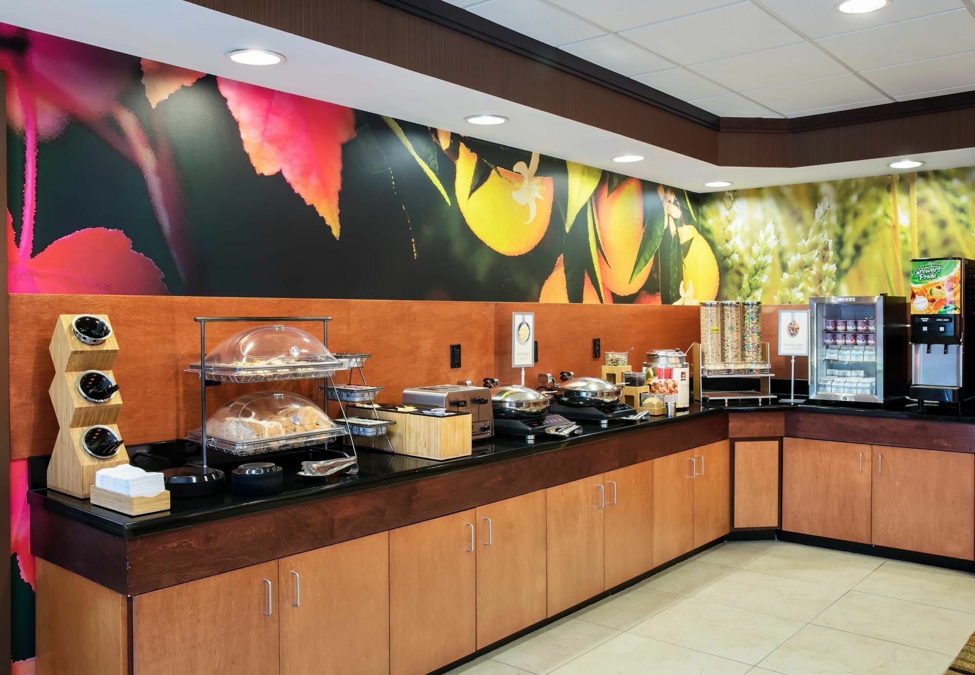 Fairfield Inn And Suites By Marriott Lakeland פלאנט סיטי מראה חיצוני תמונה